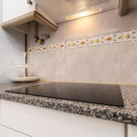 Гостевой дом Happen!ng 2 *